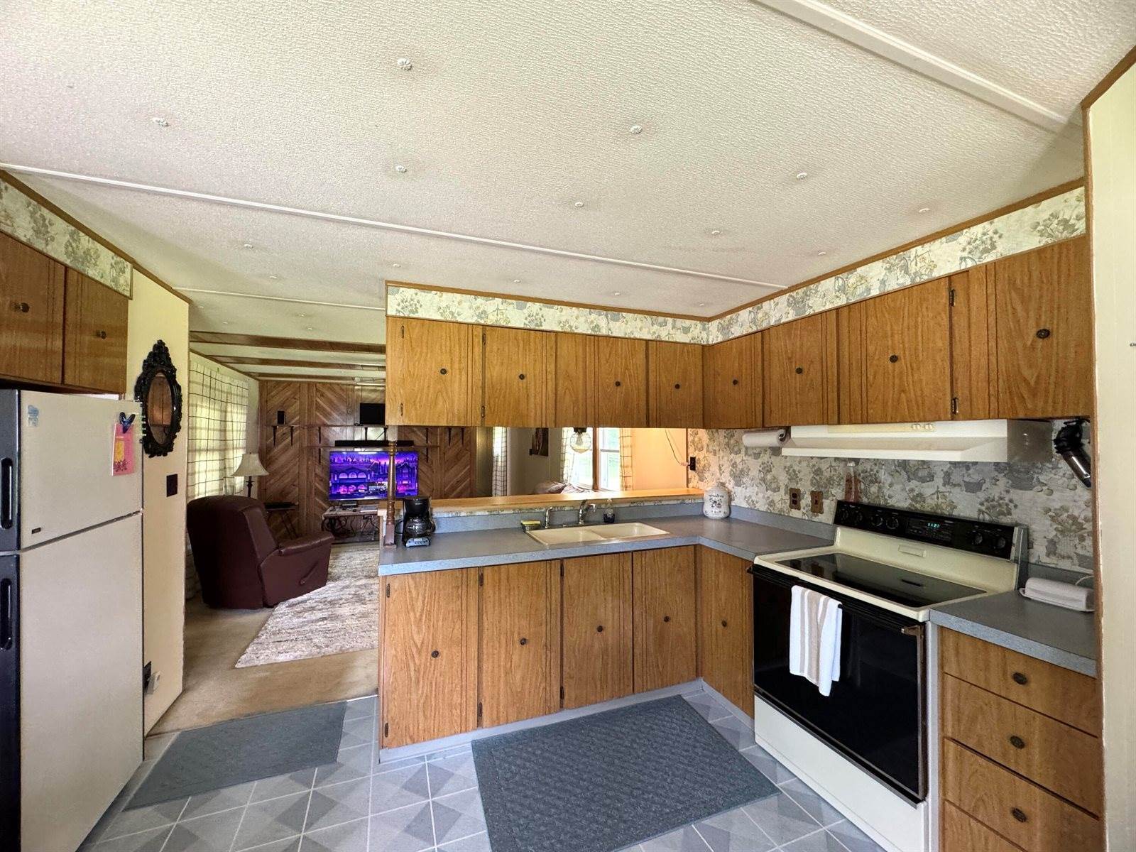 608 Abbott Road, Winslow, ME 04901