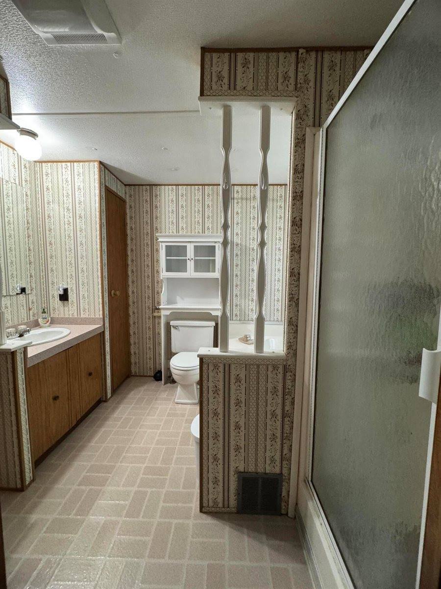 608 Abbott Road, Winslow, ME 04901