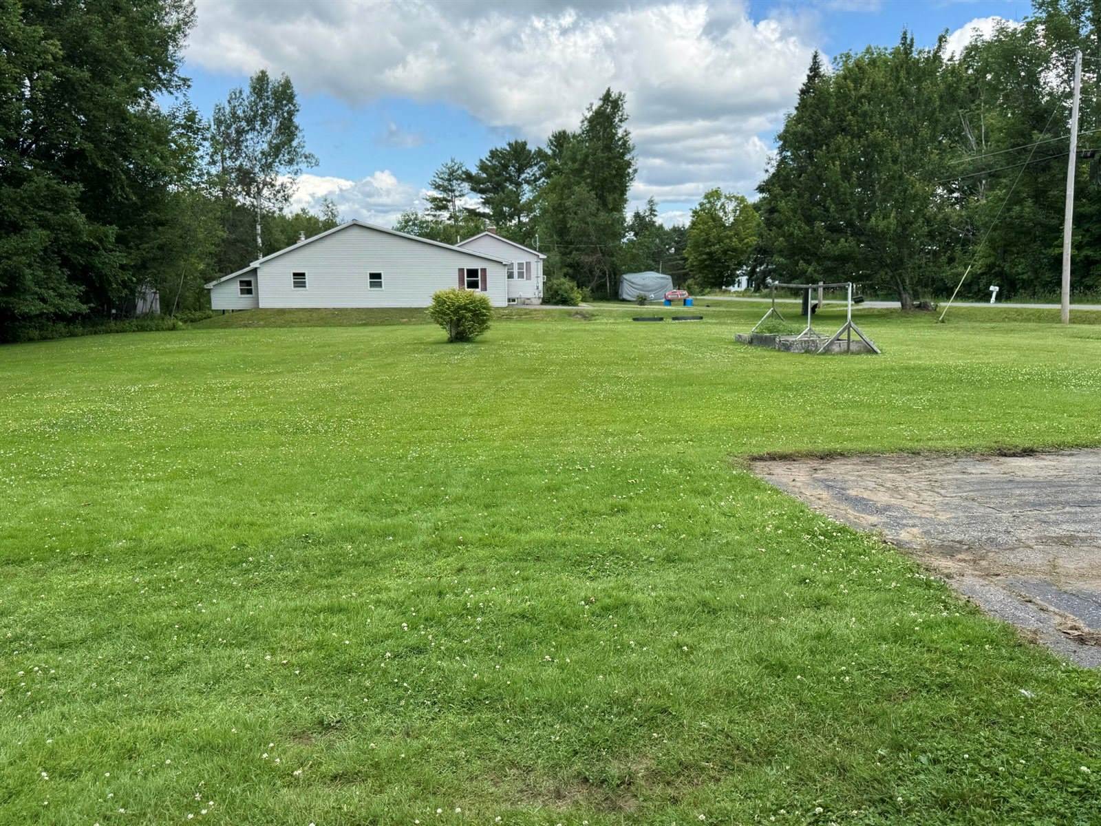 608 Abbott Road, Winslow, ME 04901