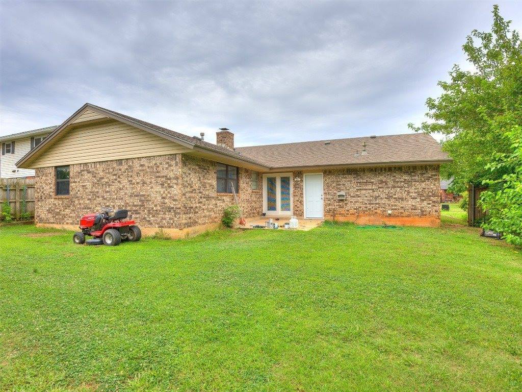 108 South Bouziden Drive, Moore, OK 73160