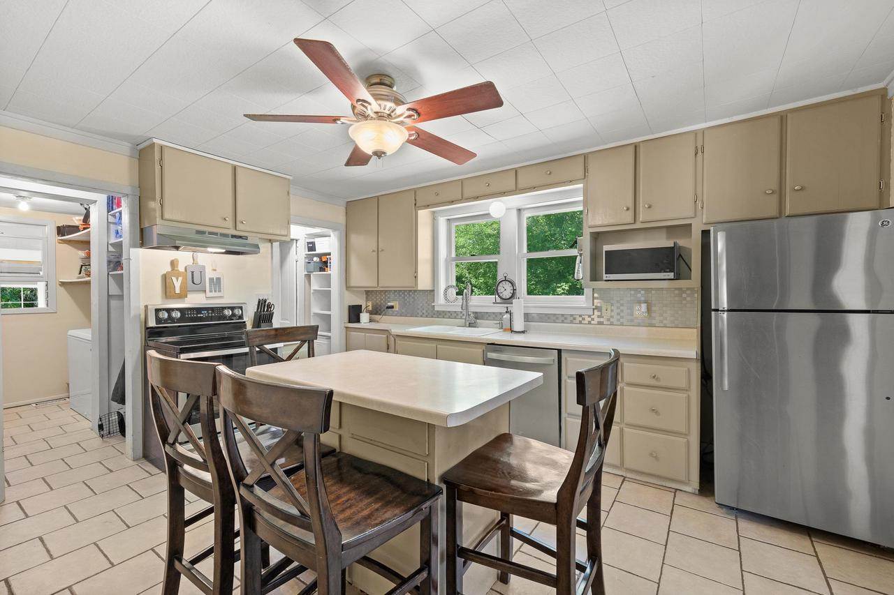 7493 County Road Z, Custer, WI 54423