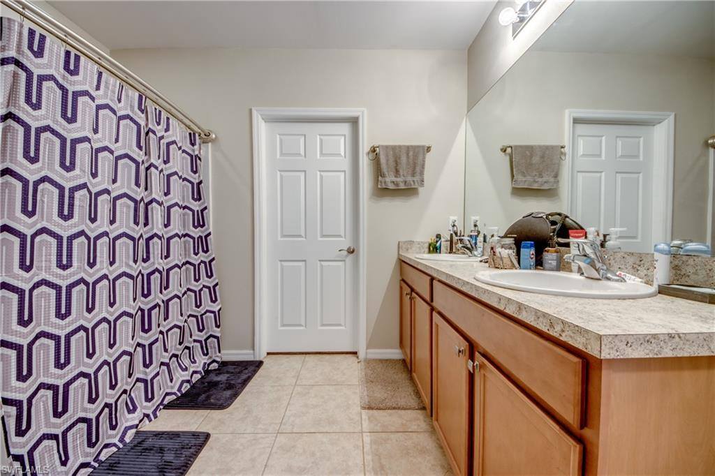 1817 SW 3rd Ave, Cape Coral, FL 33991