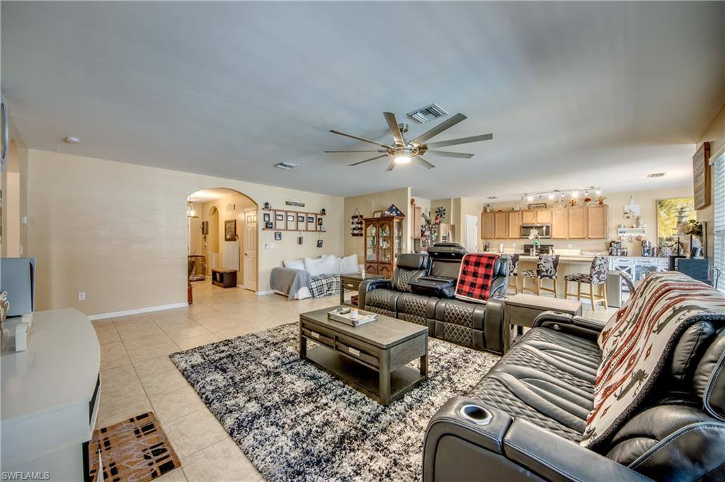 1817 SW 3rd Ave, Cape Coral, FL 33991