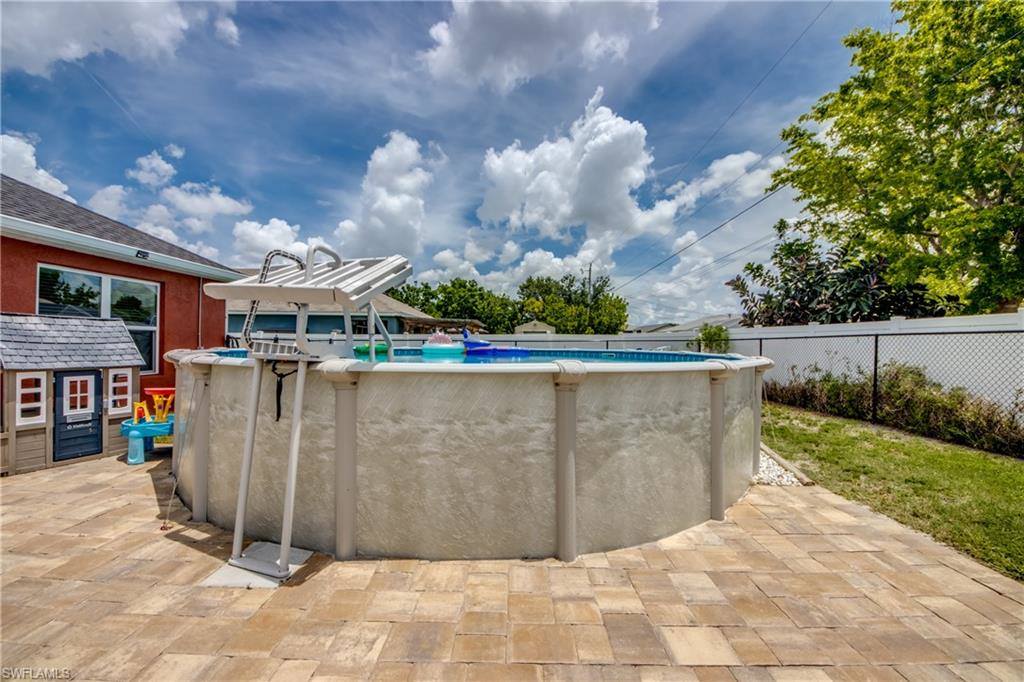 1817 SW 3rd Ave, Cape Coral, FL 33991