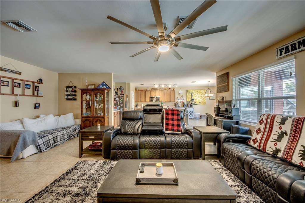 1817 SW 3rd Ave, Cape Coral, FL 33991