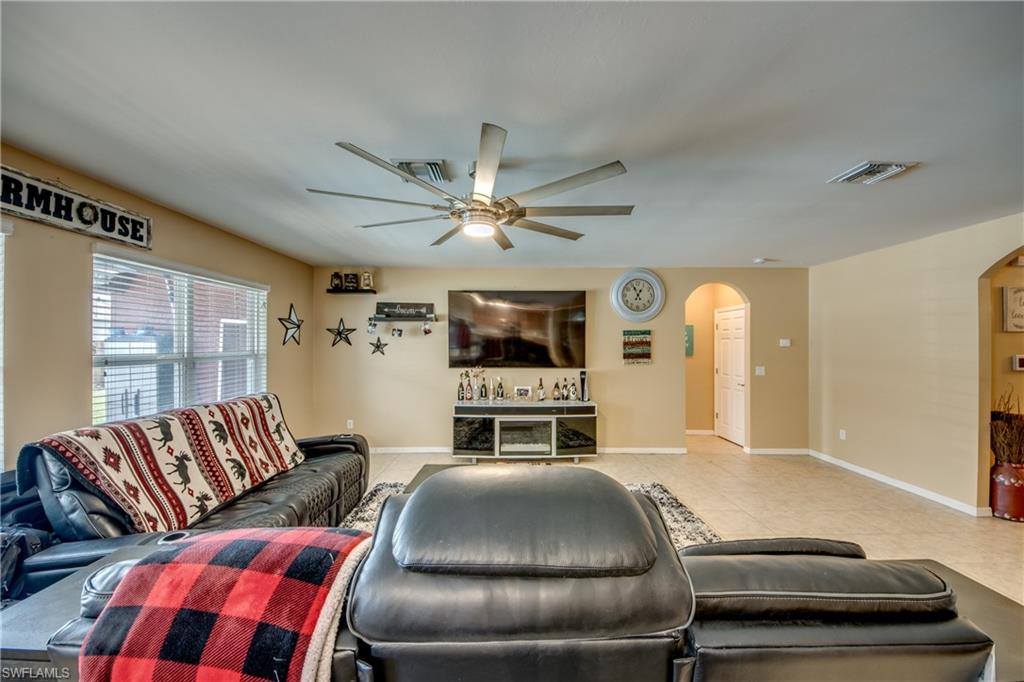 1817 SW 3rd Ave, Cape Coral, FL 33991