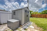 1817 SW 3rd Ave, Cape Coral, FL 33991