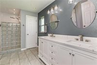 104 NW 11th St, Cape Coral, FL 33993