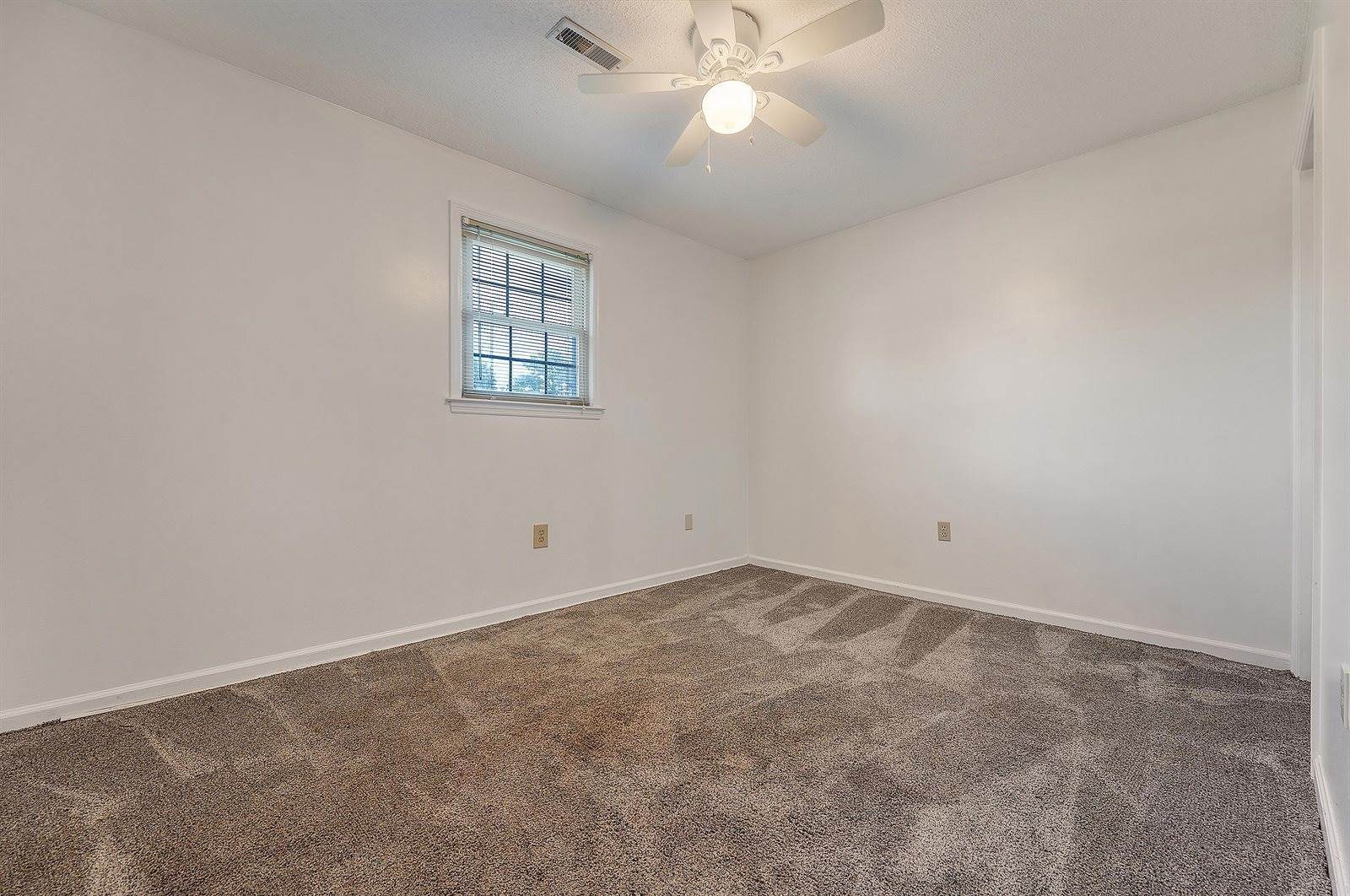 4936 Foxwood Drive, North Charleston, SC 29418