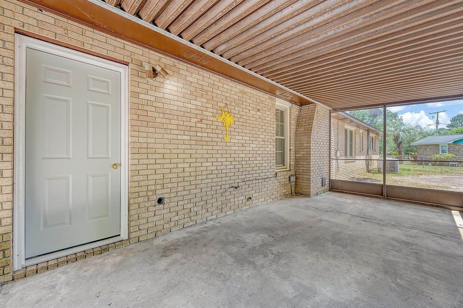 4936 Foxwood Drive, North Charleston, SC 29418