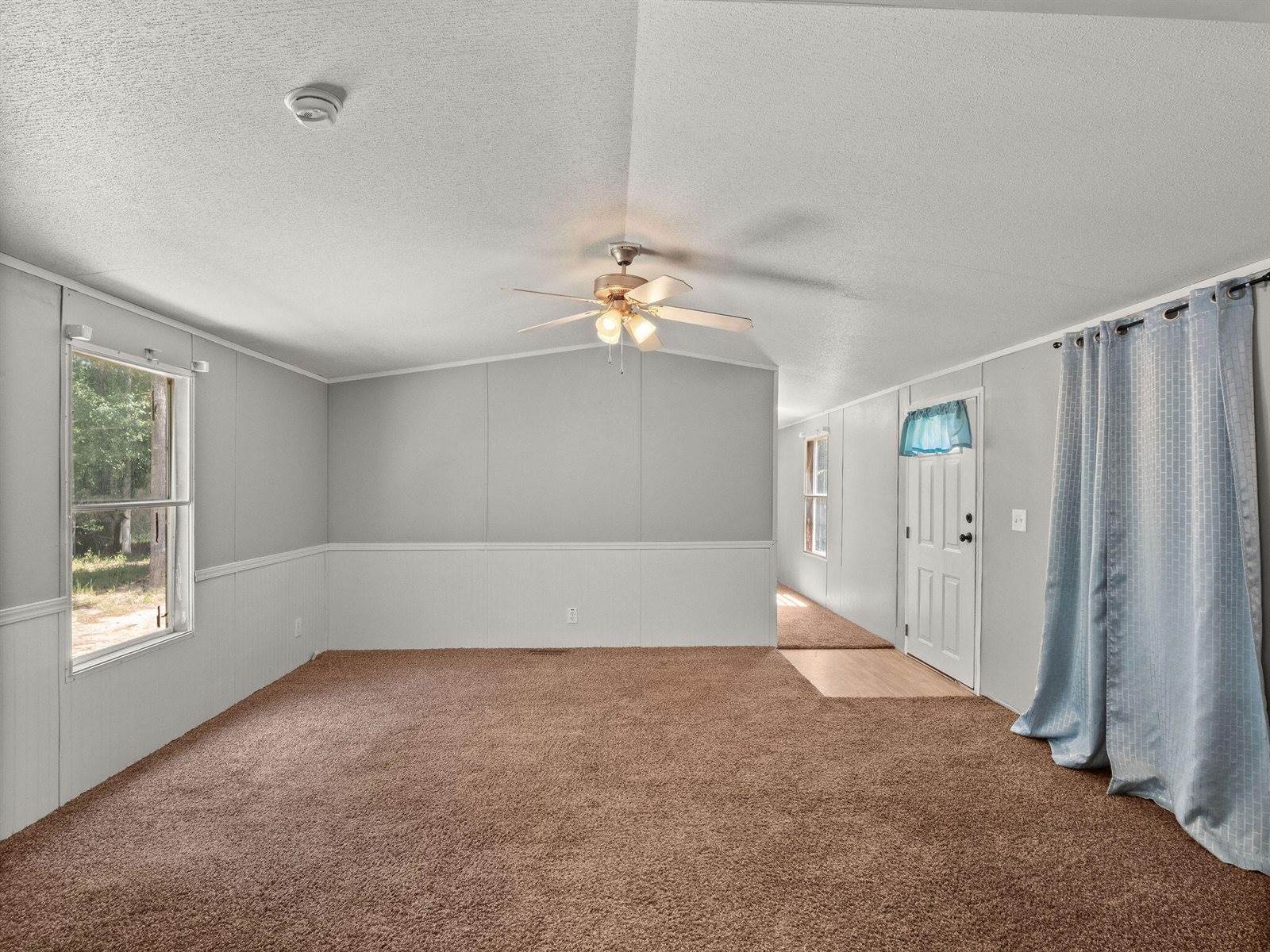 7890 LA-8, Leesville, LA 71446