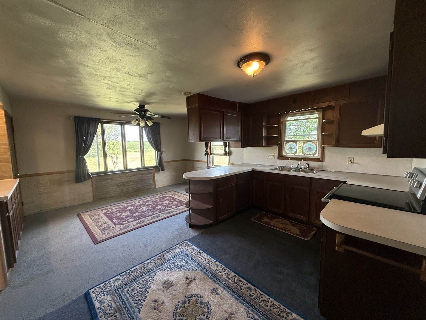 3971 East Rock Grove Road, Orangeville, IL 61060