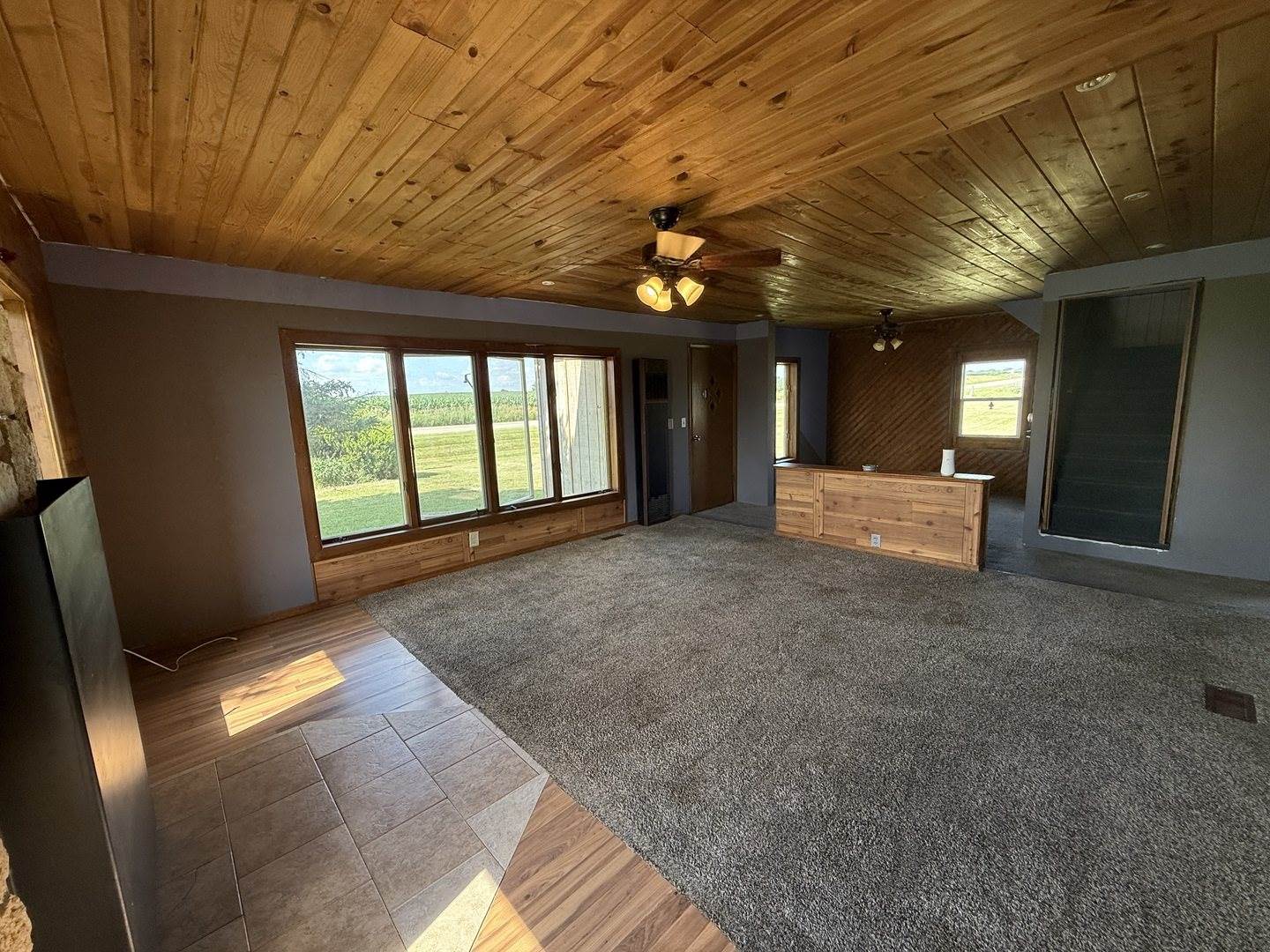 3971 East Rock Grove Road, Orangeville, IL 61060