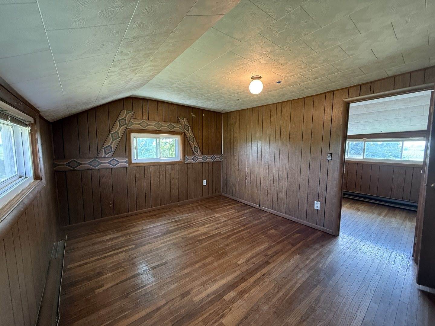 3971 East Rock Grove Road, Orangeville, IL 61060