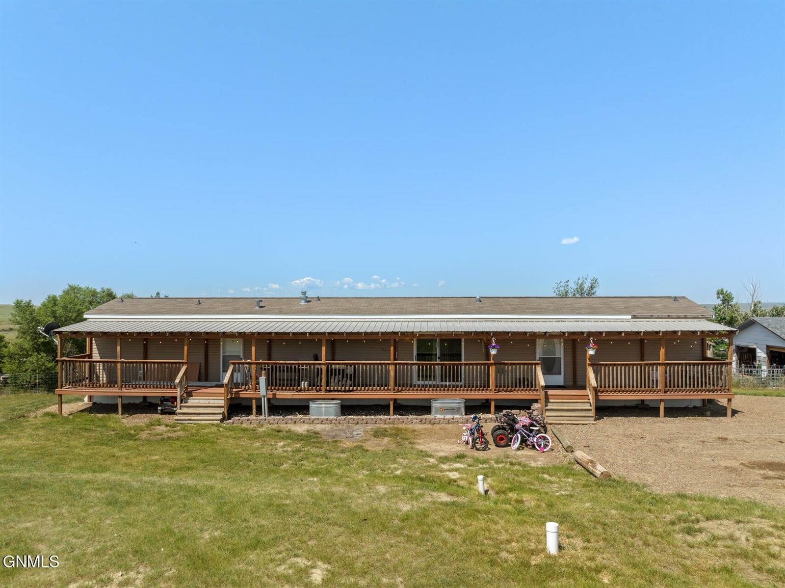 35244 County Road 121c, Sidney, MT 59270