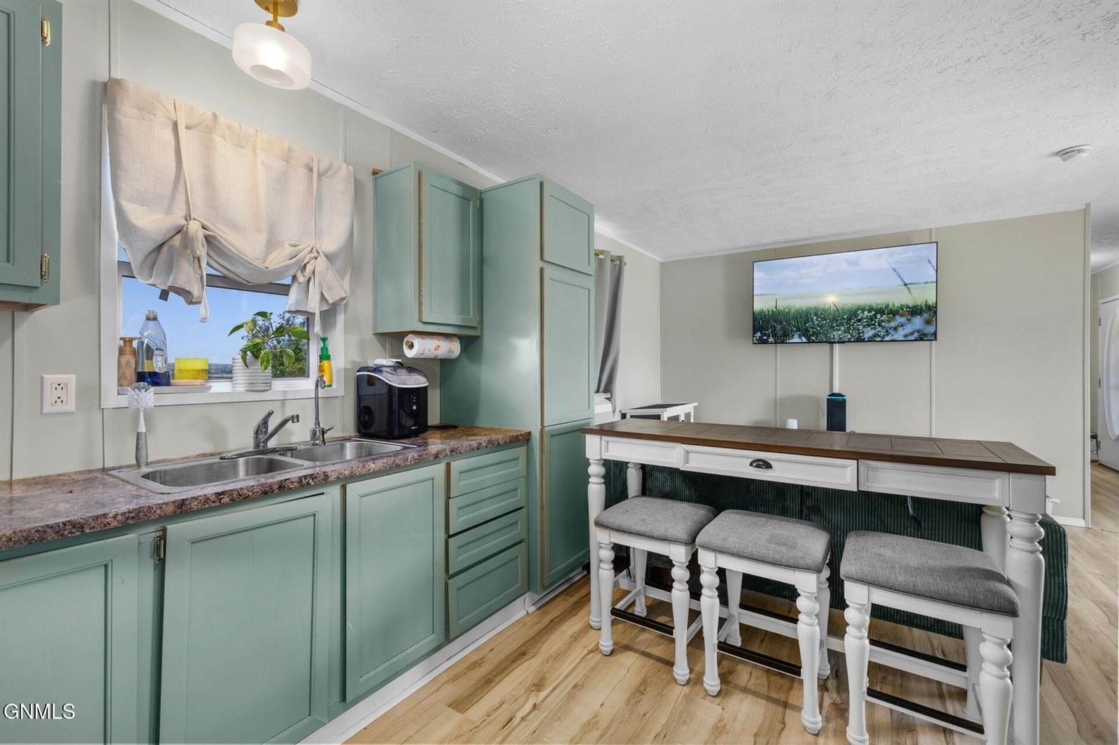 35244 County Road 121c, Sidney, MT 59270