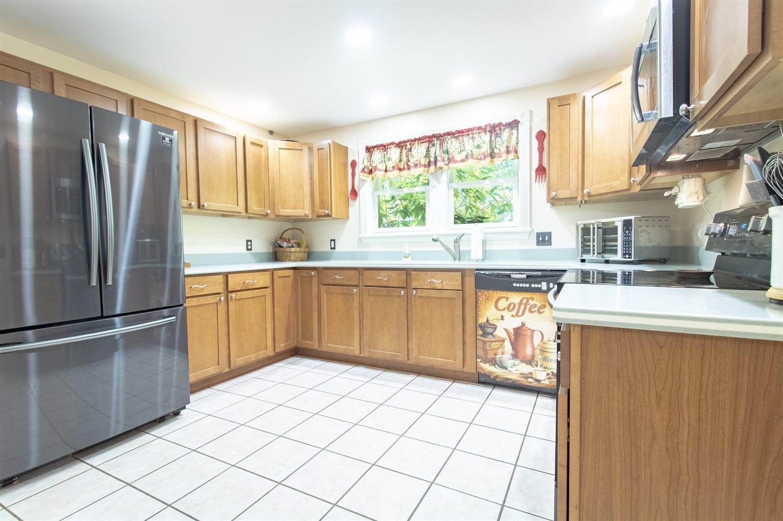 9 Gladwick Way, Ellsworth, ME 04605