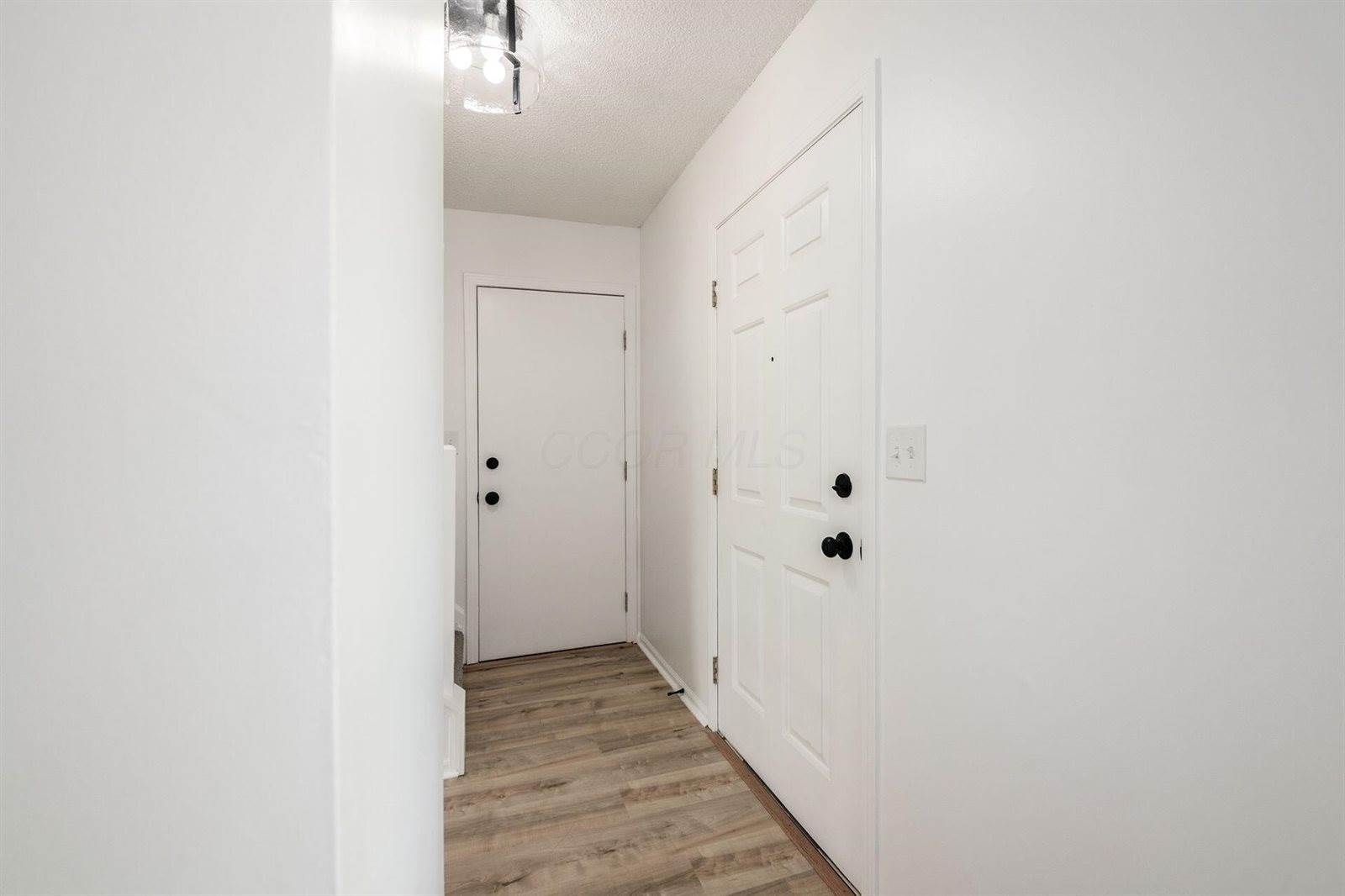 5983 Cape Coral Lane, Hilliard, OH 43026