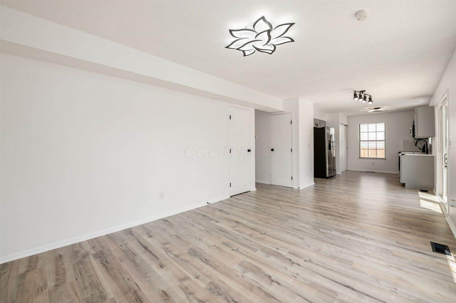 5983 Cape Coral Lane, Hilliard, OH 43026