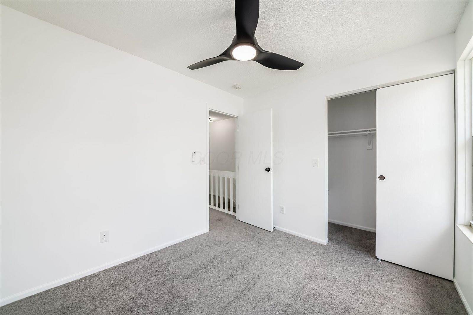 5983 Cape Coral Lane, Hilliard, OH 43026