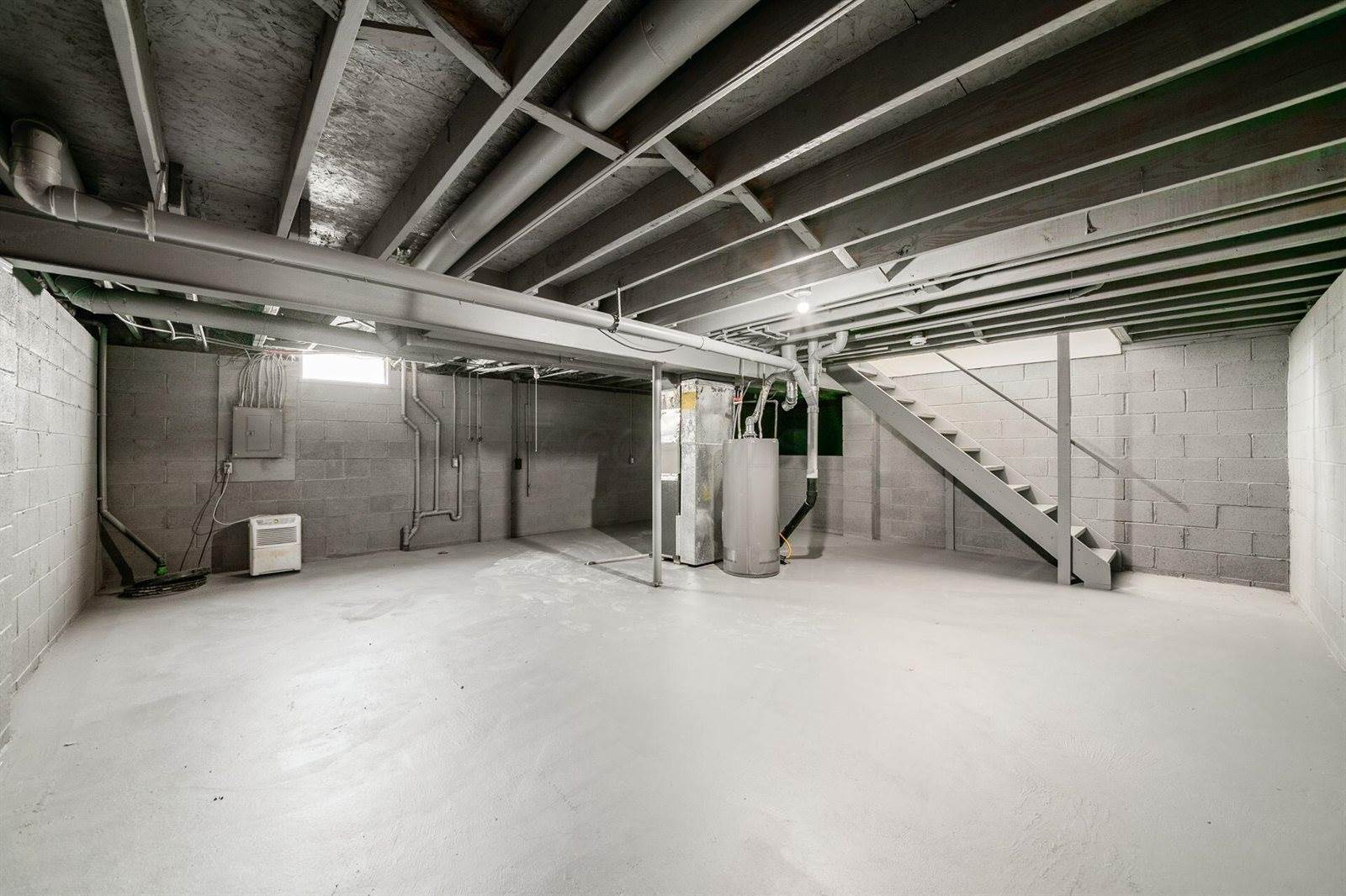 5983 Cape Coral Lane, Hilliard, OH 43026