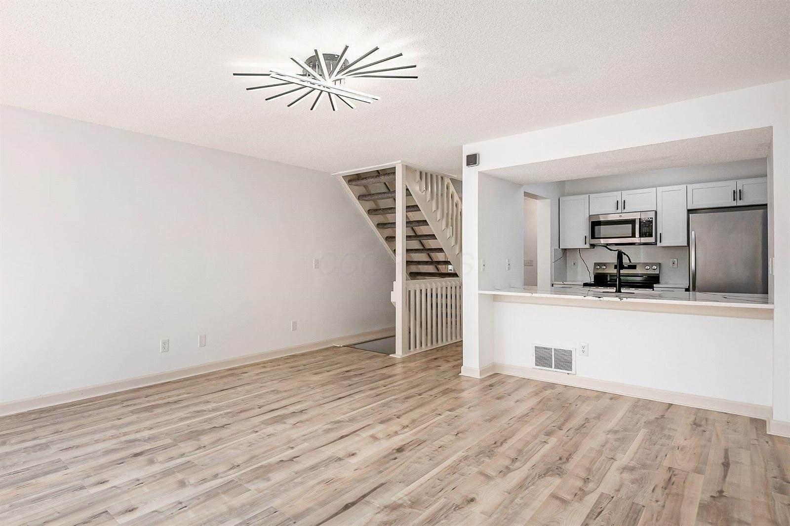 5641 Everbrook Drive, Hilliard, OH 43026