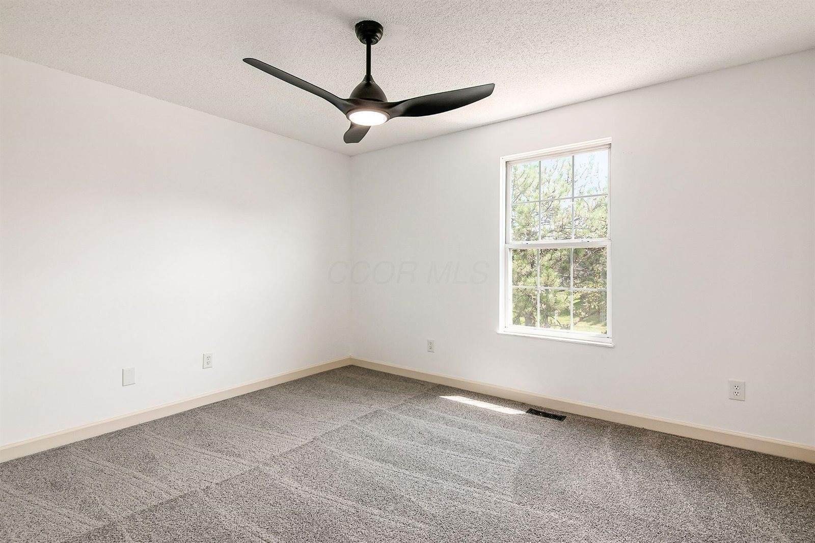 5641 Everbrook Drive, Hilliard, OH 43026