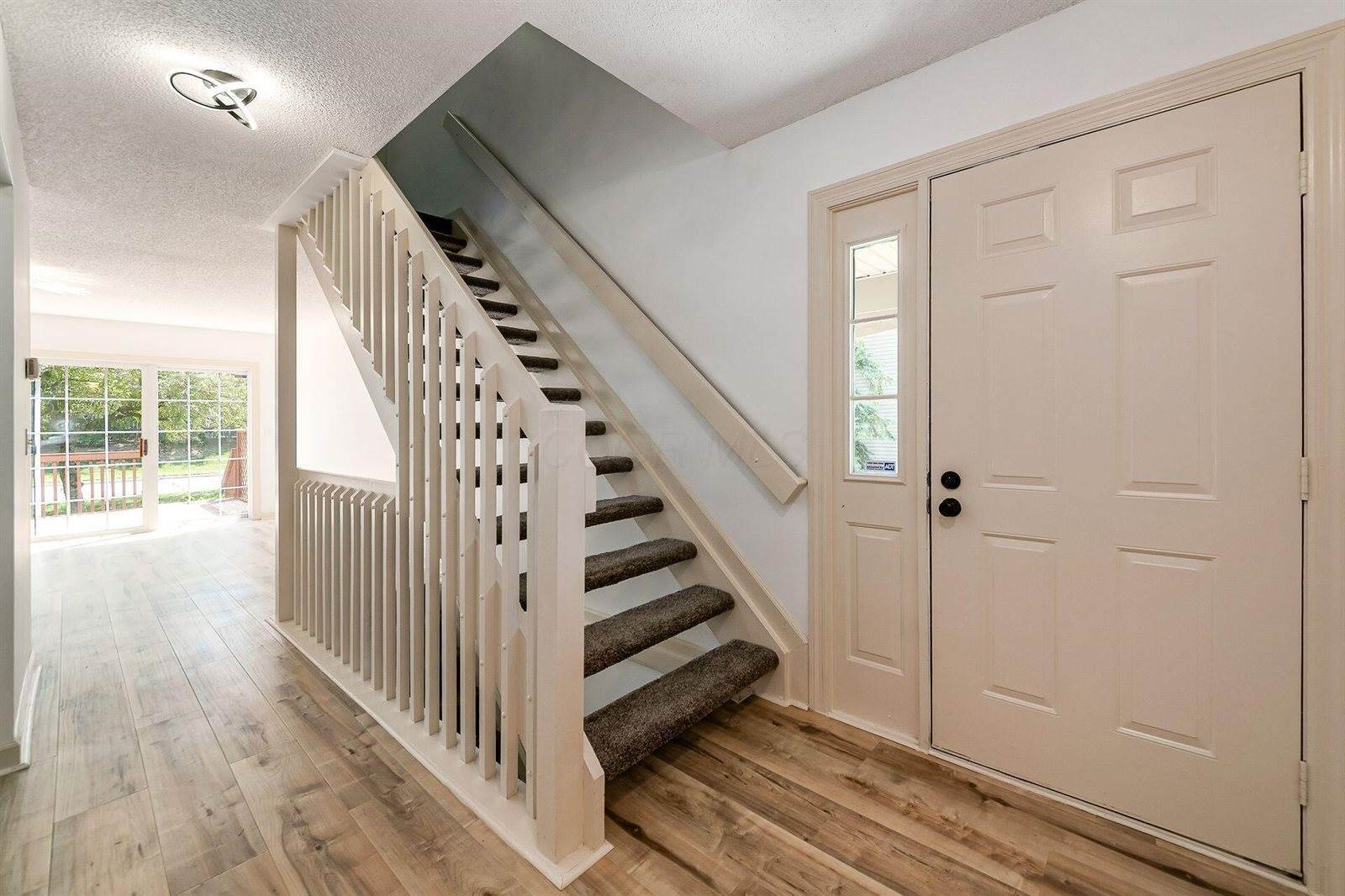 5641 Everbrook Drive, Hilliard, OH 43026