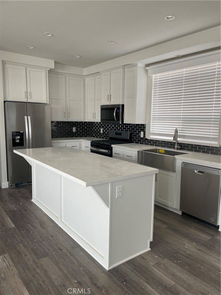 4095 Fruit Street, La Verne, CA 91750