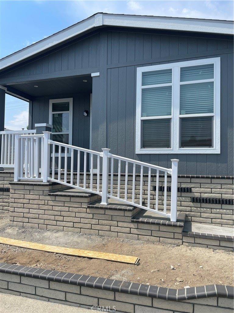 4095 Fruit Street, La Verne, CA 91750