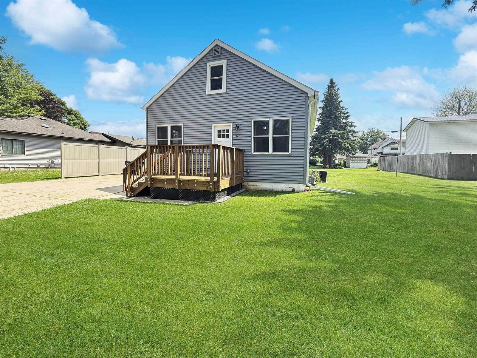 203 W Mill Street, Spencer, WI 54479