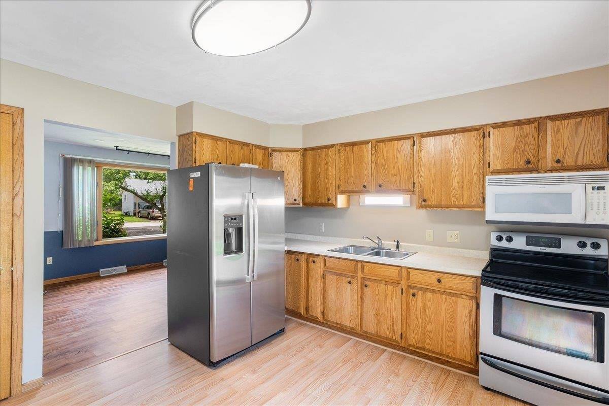 804 E 5th Street, Marshfield, WI 54449