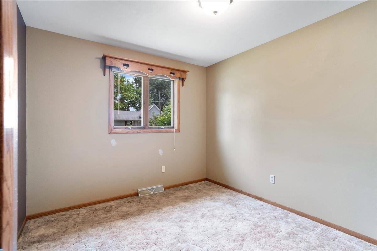 804 E 5th Street, Marshfield, WI 54449