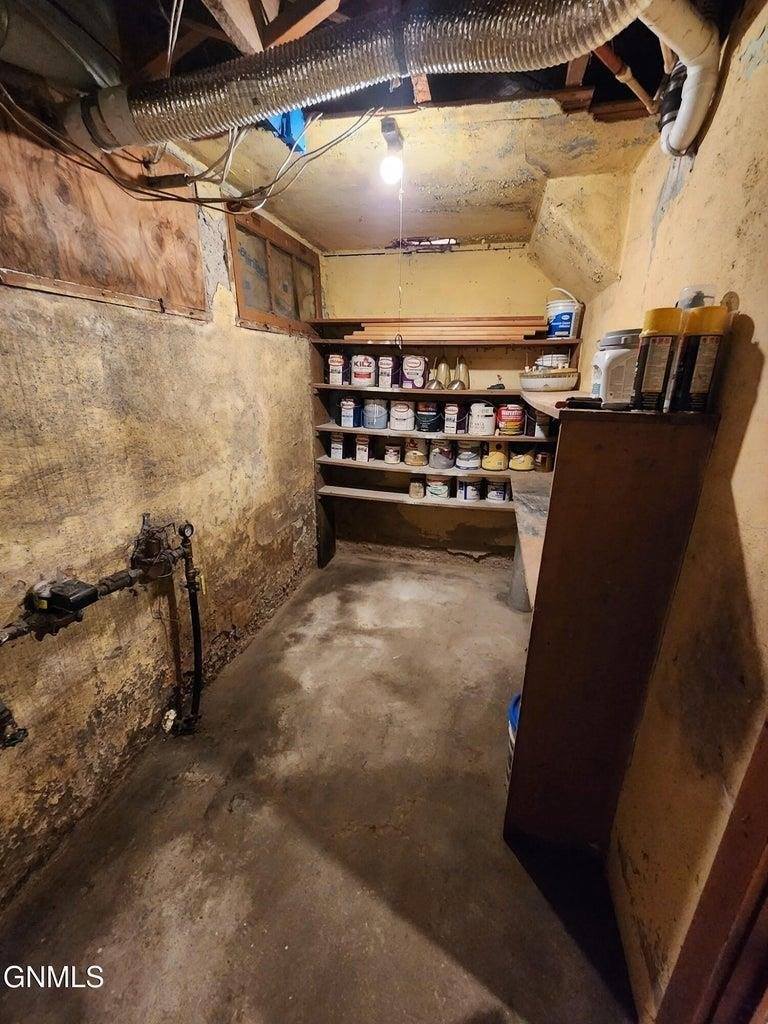 9613 County Road 47, Bottineau, ND 58318