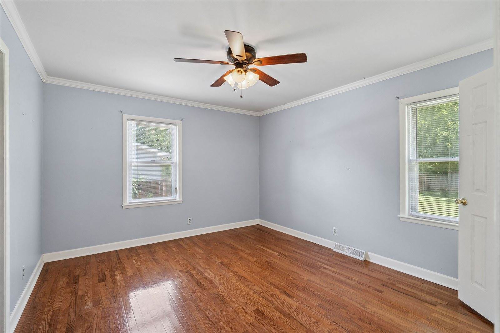 2311 Mayfair Ave, Murfreesboro, TN 37130