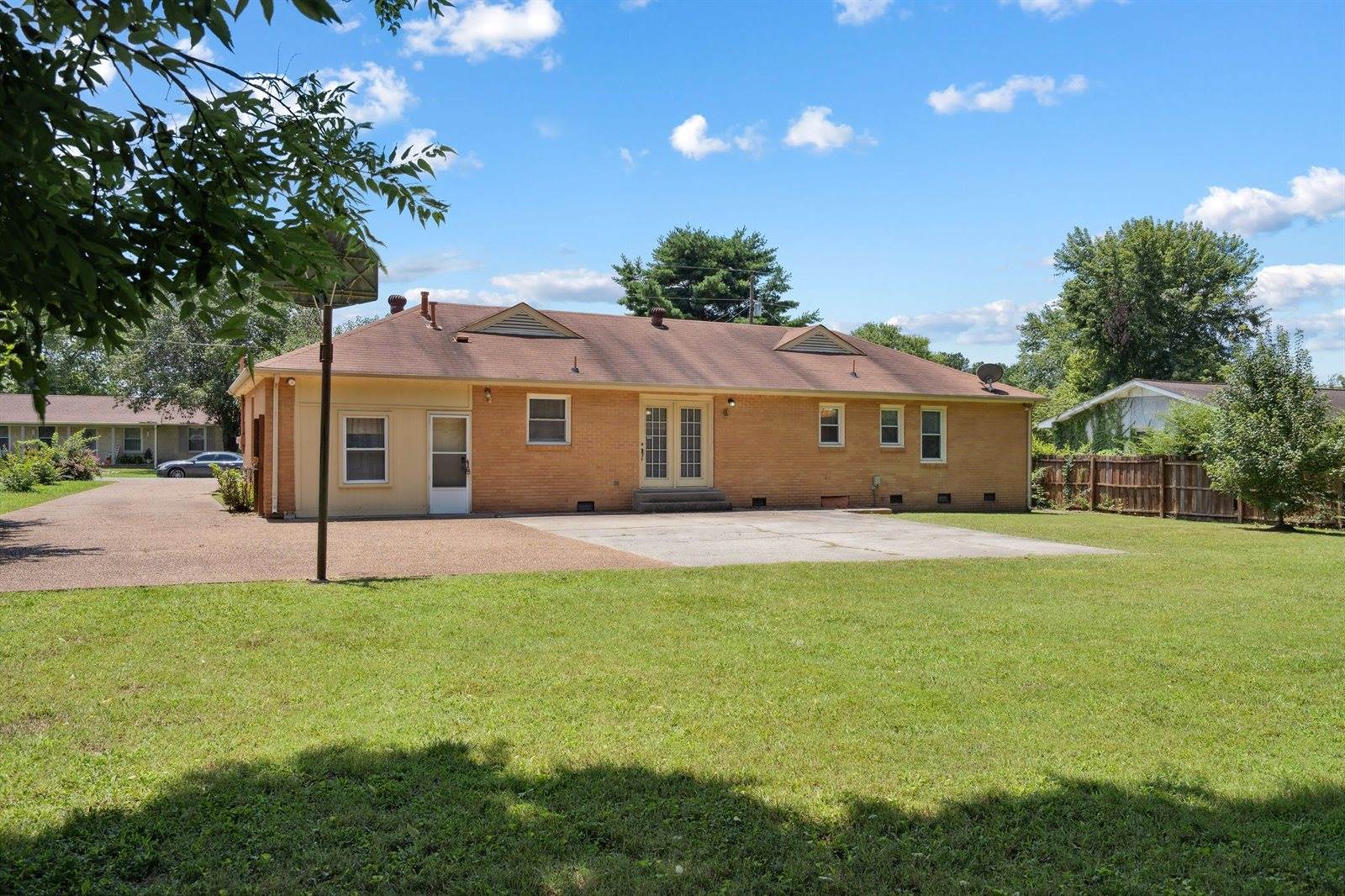 2311 Mayfair Ave, Murfreesboro, TN 37130