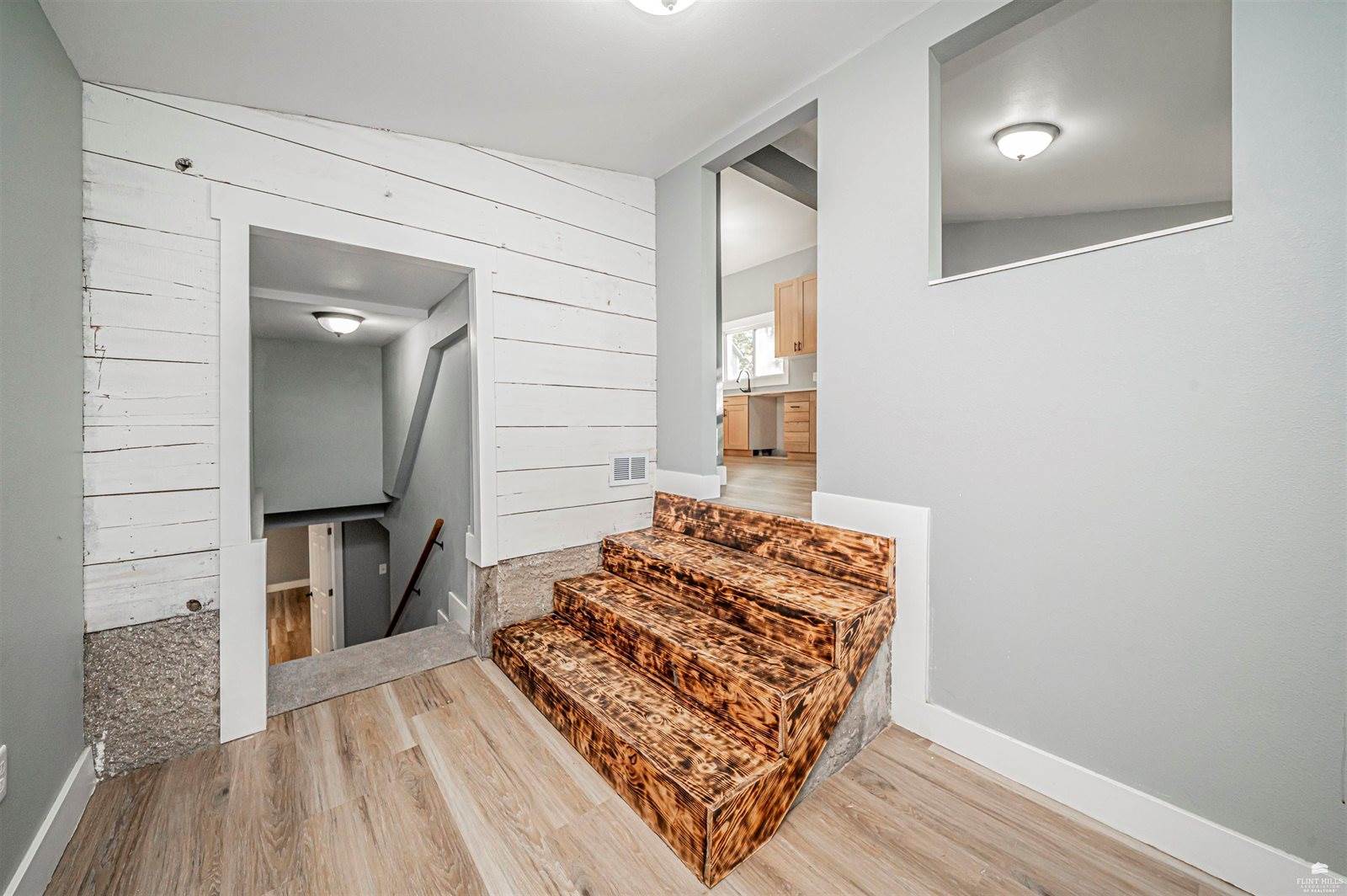 419 Kearney Street, Manhattan, KS 66502