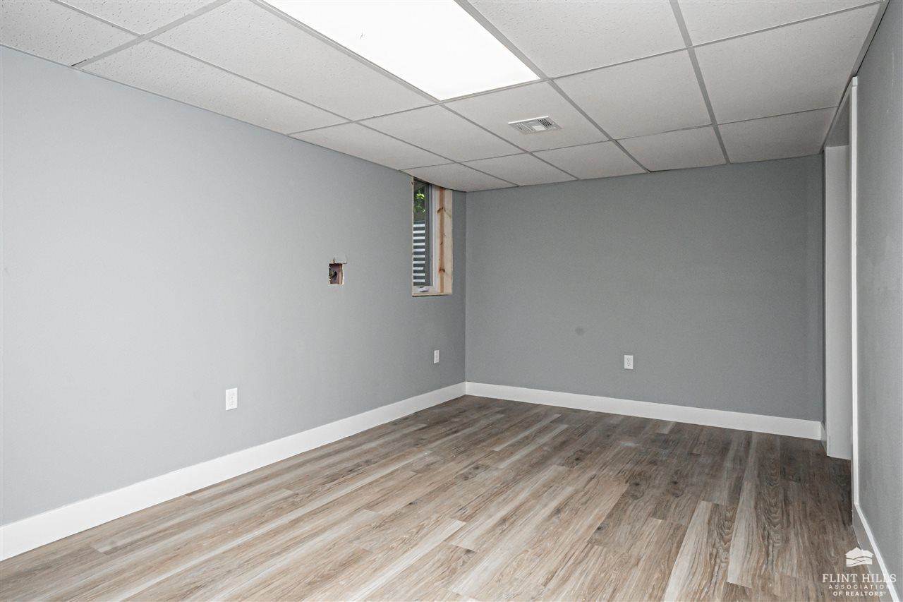 419 Kearney Street, Manhattan, KS 66502