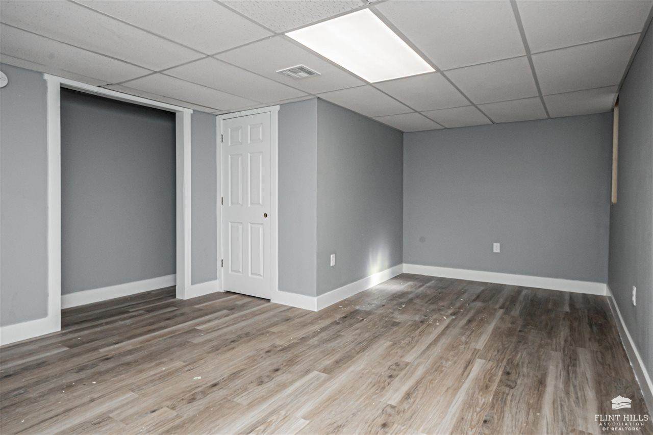 419 Kearney Street, Manhattan, KS 66502