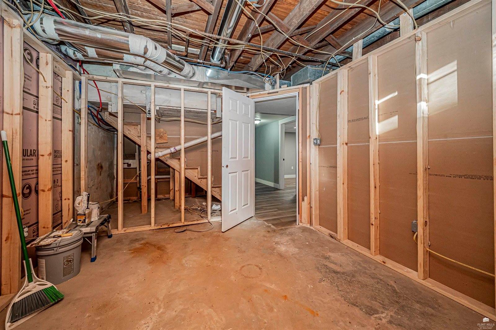 419 Kearney Street, Manhattan, KS 66502