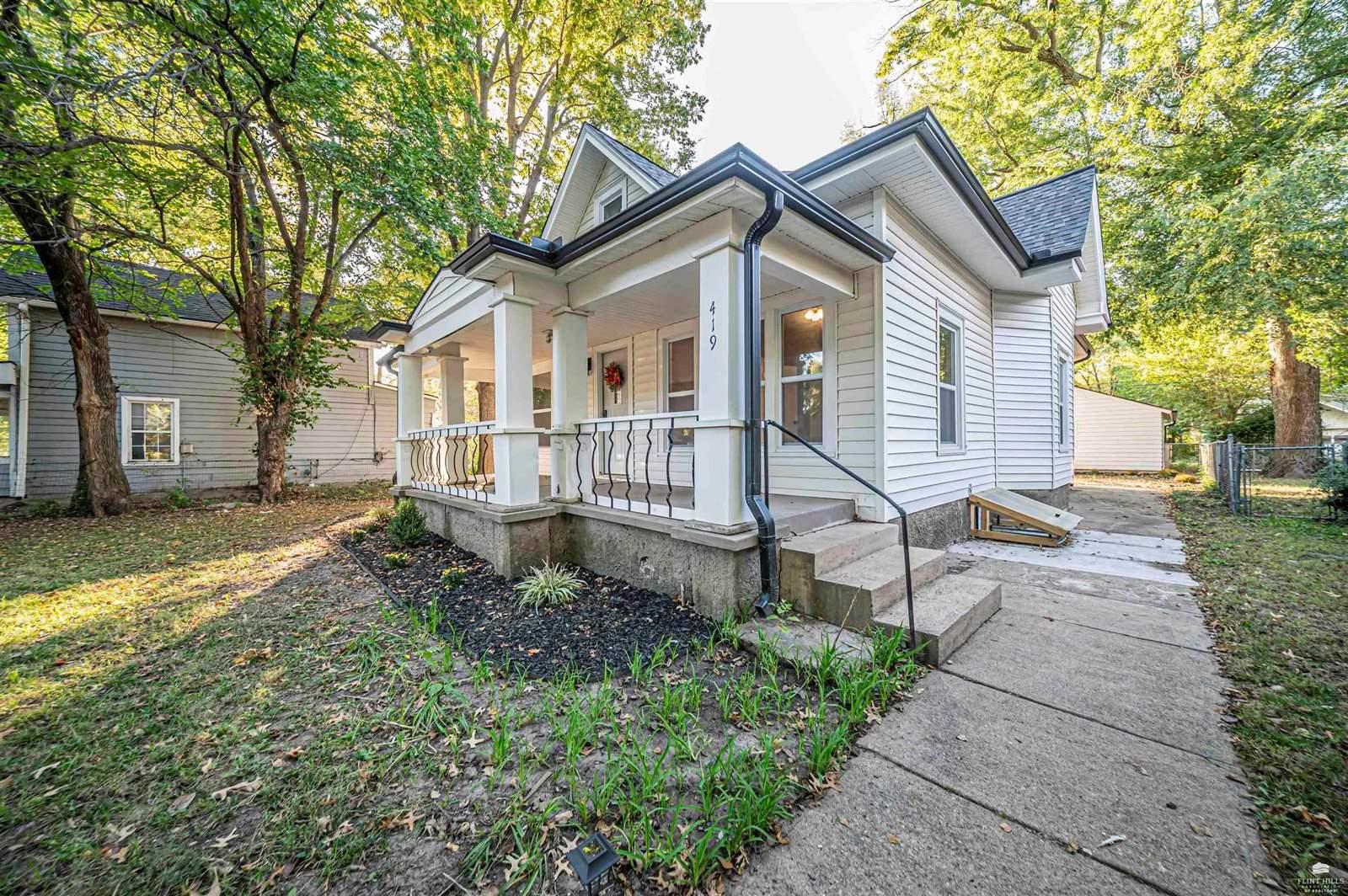 419 Kearney Street, Manhattan, KS 66502