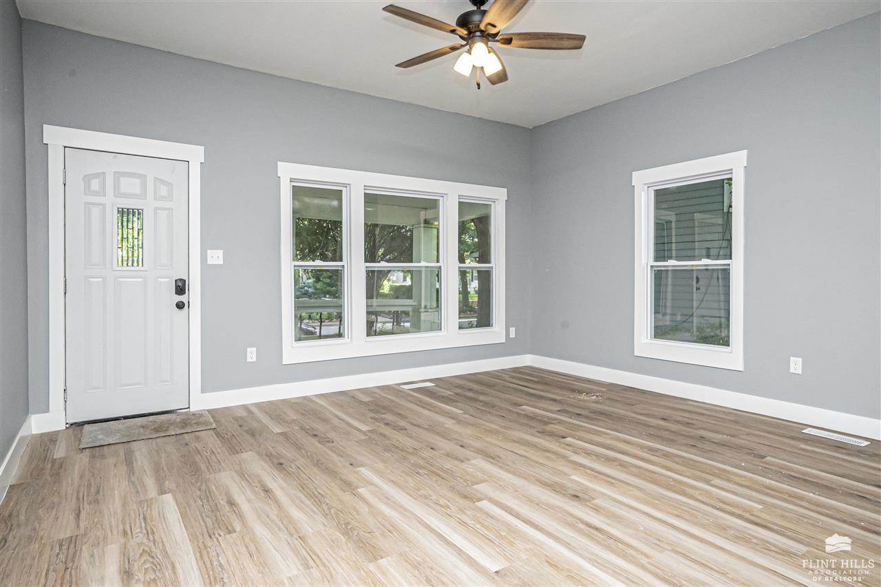 419 Kearney Street, Manhattan, KS 66502