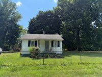 1710 N 28th St, Terre Haute, IN 47804