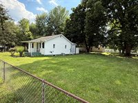 1710 N 28th St, Terre Haute, IN 47804