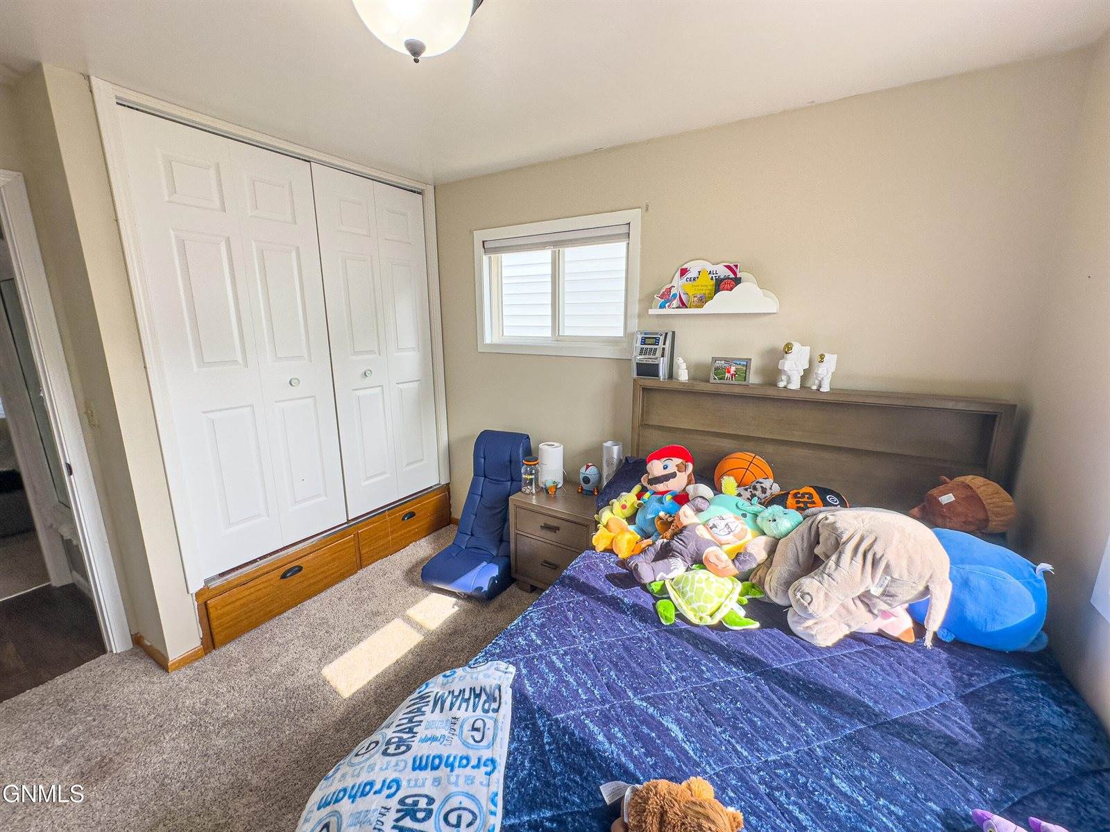 1606 8th Avenue West, Williston, ND 58801