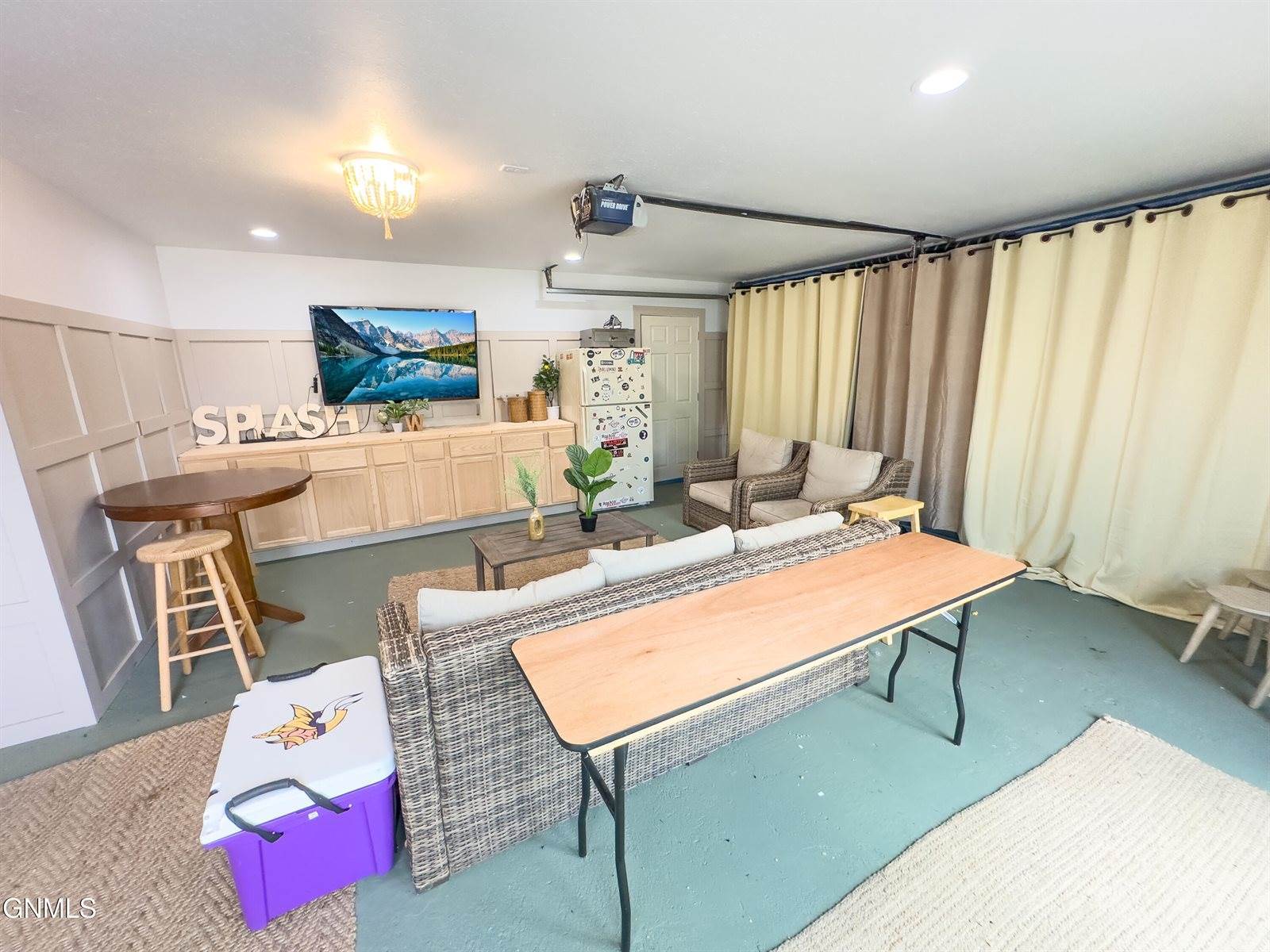 1606 8th Avenue West, Williston, ND 58801