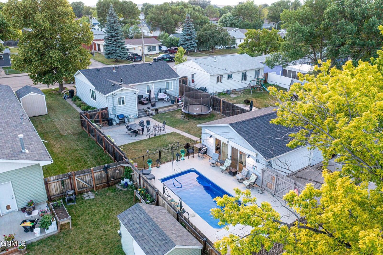 1606 8th Avenue West, Williston, ND 58801