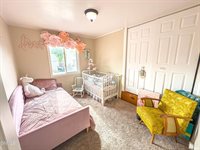 1606 8th Avenue West, Williston, ND 58801