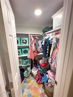 1606 8th Avenue West, Williston, ND 58801