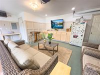 1606 8th Avenue West, Williston, ND 58801